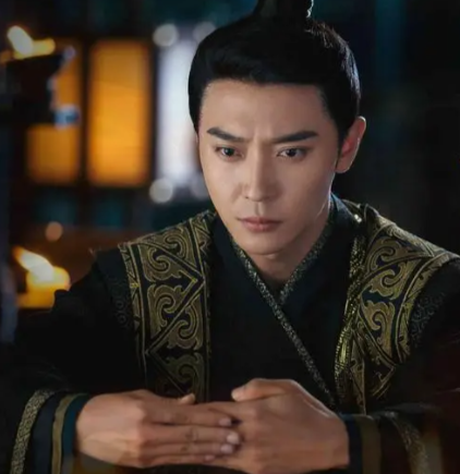 暴君标签下的复杂灵魂:宇文赟的双重面相与历史评价困境