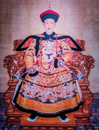 雍正严控与乾隆宽赦：权力更迭中的宗室政策转向