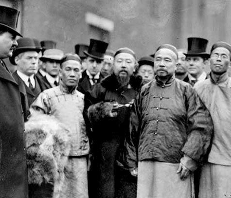 清朝亡国前未立宪的深层剖析：权力博弈与制度困局