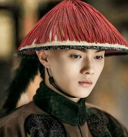 富察·傅恒：清朝外戚中的一代名将