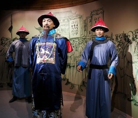 权力的天平：两广总督与兵部尚书的地位与实权之辨